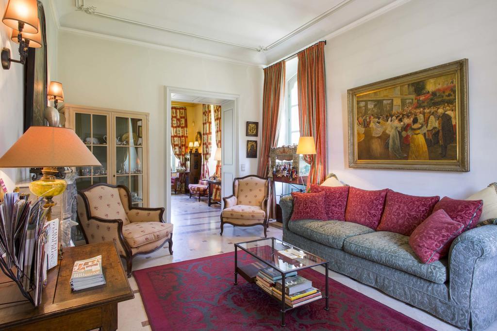 Chateau Talaud Bed & Breakfast Loriol-du-Comtat Exterior foto